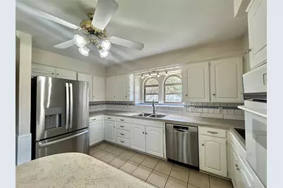 6209 Gayle Drive, North Richland Hills, TX 76180 - Photo 8