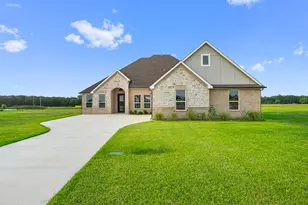 1052 Grison Cir, Corsicana, TX 75109 - Photo 2