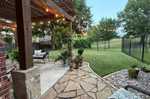 8813 Edinburgh Ln, Rowlett, TX 75089 - Photo 32