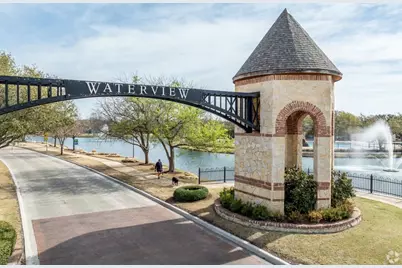 8813 Edinburgh Lane, Rowlett, TX 75089 - Photo 2