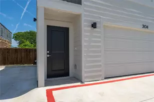 2025 Empire Central Dr, Dallas, TX 75235 - Photo 6
