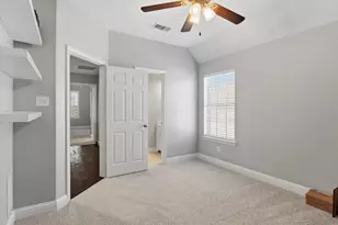 417 Mordred Ln, Lewisville, TX 75056 - Photo 38