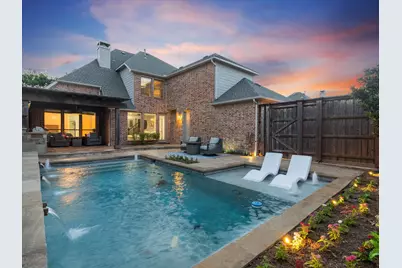 417 Mordred Lane, Lewisville, TX 75056 - Photo 2