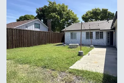 4105 Wheelwright Drive, Garland, TX 75044 - Photo 8
