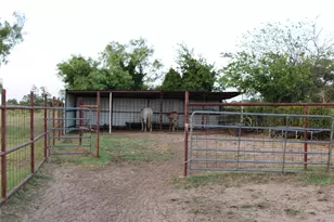 9612 W Hwy 199, Poolville, TX 76487 - Photo 18