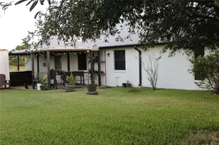 9612 W Hwy 199, Poolville, TX 76487 - Photo 2