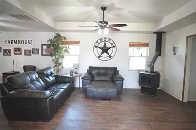 9612 West Highway 199, Poolville, TX 76487 - Photo 8