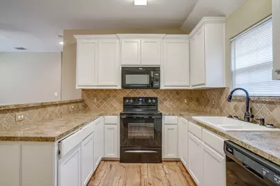 719 Harness Trail, Granbury, TX 76049 - Photo 8