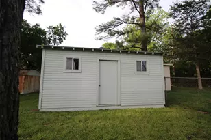 1415 W Crawford St, Denison, TX 75020 - Photo 28