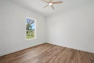 328 Slimp Bluff Ave, Azle, TX 76020 - Photo 24