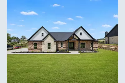 328 Slimp Bluff Avenue, Azle, TX 76020 - Photo 1