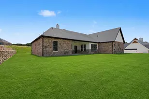 328 Slimp Bluff Ave, Azle, TX 76020 - Photo 30