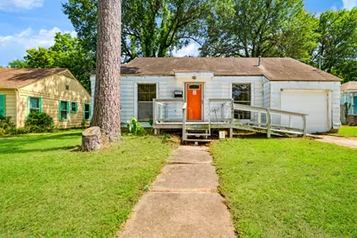 2106 Cleveland Street, Paris, TX 75460 - Photo 1