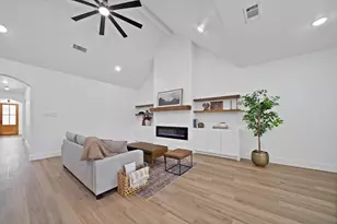 1021 E Richmond Ave, Fort Worth, TX 76104 - Photo 12