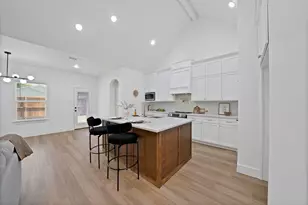1021 E Richmond Ave, Fort Worth, TX 76104 - Photo 6