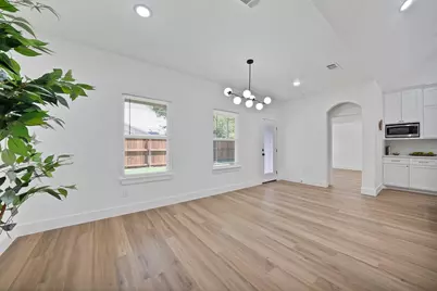 1021 E Richmond Avenue, Fort Worth, TX 76104 - Photo 24