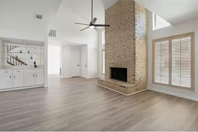 2100 Mistymeadow Court, Carrollton, TX 75006 - Photo 4