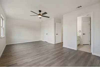2100 Mistymeadow Court, Carrollton, TX 75006 - Photo 16