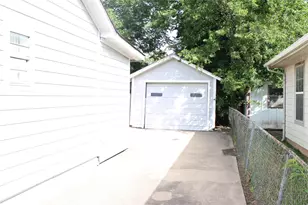 2817 Cleveland Ave, Waco, TX 76711 - Photo 2