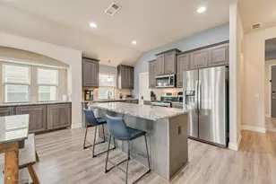 102 Cimmaron Ct, Alvarado, TX 76009 - Photo 6