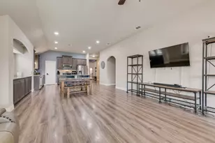 102 Cimmaron Ct, Alvarado, TX 76009 - Photo 4