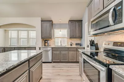 102 Cimmaron Court, Alvarado, TX 76009 - Photo 8