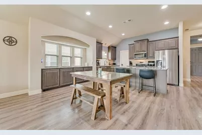 102 Cimmaron Court, Alvarado, TX 76009 - Photo 6