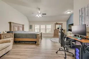 102 Cimmaron Ct, Alvarado, TX 76009 - Photo 12