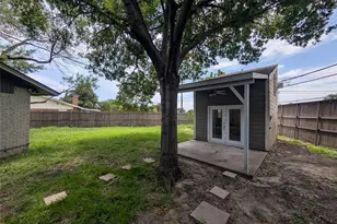 2703 Runningbrook Ln, Dallas, TX 75228 - Photo 22
