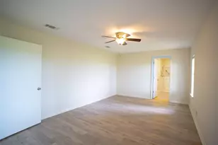 812 Crestline Dr, Mexia, TX 76667 - Photo 18