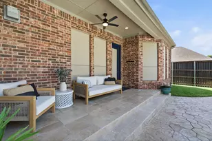 8221 Thornhill Dr, North Richland Hills, TX 76182 - Photo 36