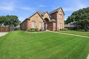 8221 Thornhill Dr, North Richland Hills, TX 76182 - Photo 2