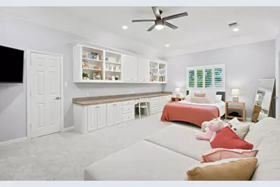 8221 Thornhill Drive, North Richland Hills, TX 76182 - Photo 30