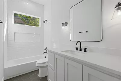 4323 Metropolitan Avenue, Dallas, TX 75210 - Photo 22