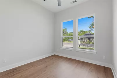 4323 Metropolitan Avenue, Dallas, TX 75210 - Photo 20