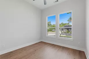 4323 Metropolitan Ave, Dallas, TX 75210 - Photo 20