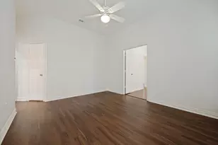 9703 Raven Ln, Irving, TX 75063 - Photo 20