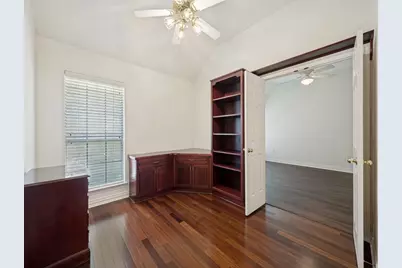 9703 Raven Lane, Irving, TX 75063 - Photo 16