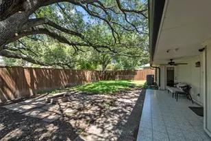 3115 Walnut Hill Ln, Dallas, TX 75229 - Photo 32