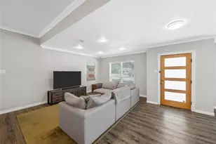 3115 Walnut Hill Ln, Dallas, TX 75229 - Photo 6