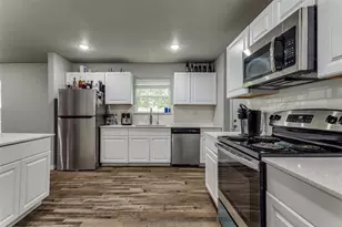 2805 Springdale Rd, Fort Worth, TX 76111 - Photo 12