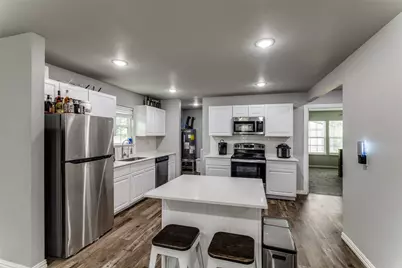 2805 Springdale Road, Fort Worth, TX 76111 - Photo 10