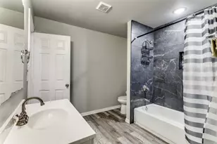 2805 Springdale Rd, Fort Worth, TX 76111 - Photo 22
