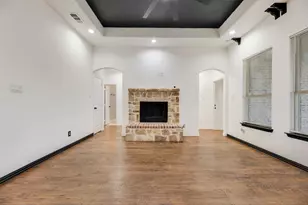 3408 Chinaberry Ln, Joshua, TX 76058 - Photo 8