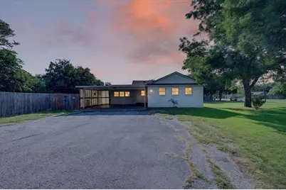 620 W Main Street, Crowley, TX 76036 - Photo 1