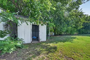 620 W Main St, Crowley, TX 76036 - Photo 28
