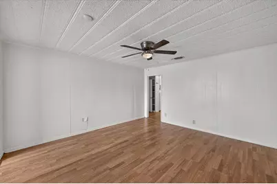 620 W Main Street, Crowley, TX 76036 - Photo 10