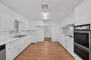 620 W Main St, Crowley, TX 76036 - Photo 6