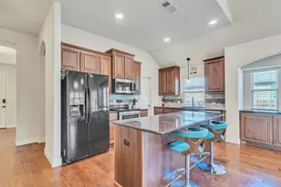 512 Strait Ln, Waxahachie, TX 75165 - Photo 4