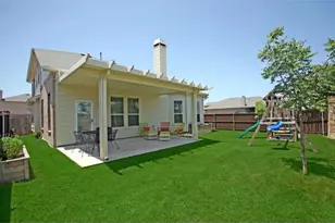 401 Bluefinch Dr, Little Elm, TX 75068 - Photo 12